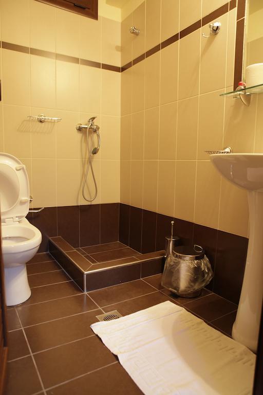 Ferienwohnung Xenonas Platia Káto Loutrákion Exterior foto