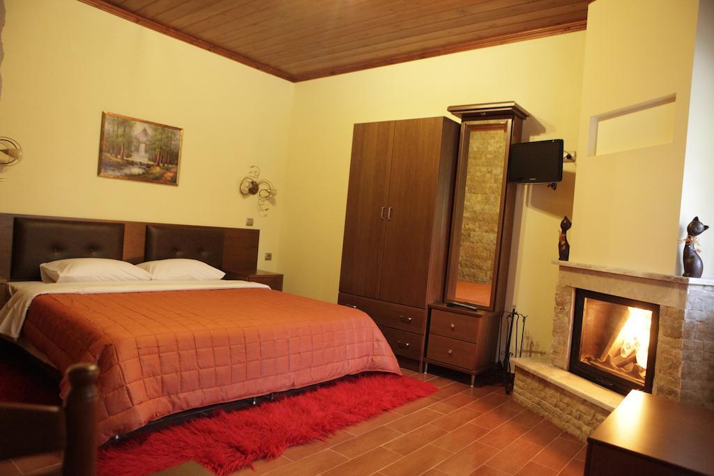 Ferienwohnung Xenonas Platia Káto Loutrákion Zimmer foto