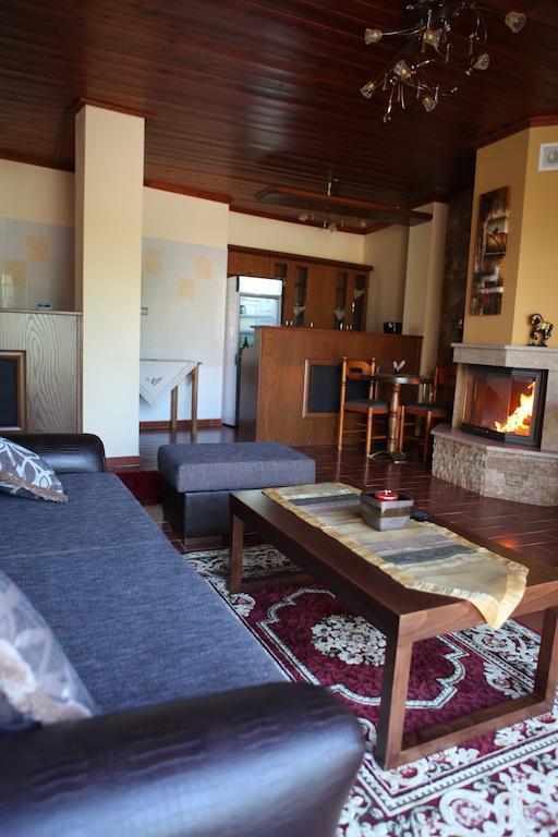 Ferienwohnung Xenonas Platia Káto Loutrákion Exterior foto