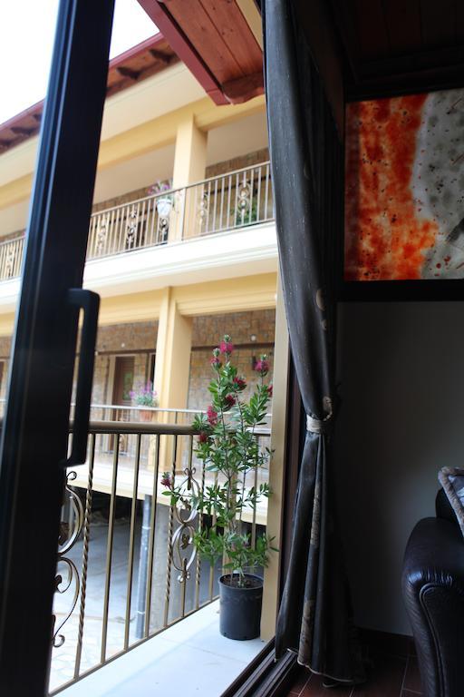 Ferienwohnung Xenonas Platia Káto Loutrákion Exterior foto